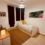 Familiar And Relax In Tenerife